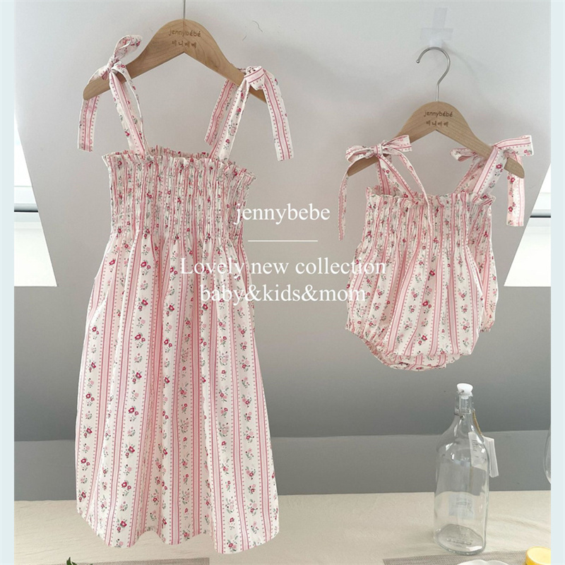 Summer Clothing Europe - 小さな女の子のための夏のロンパース、花柄の縞模様の夏のジャンプスーツ、居心地の良い綿、小さな子供のための
