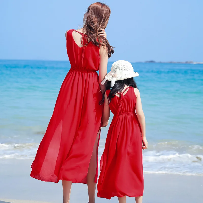 ママと女の子の赤ちゃんの休暇ルックドレス母娘マッチングリゾー - Summer Dresses Yours Clothing のレビューと価格