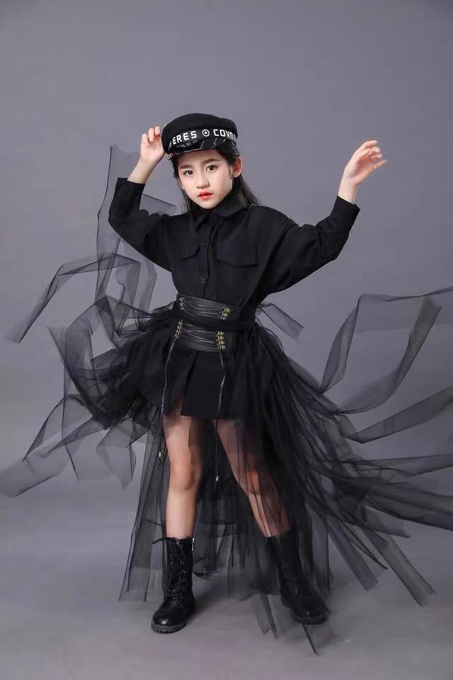 子供の黒のスーツ女の子モデル競争滑走路ファッションキャットウ - Summer Clothing Model のレビューと価格