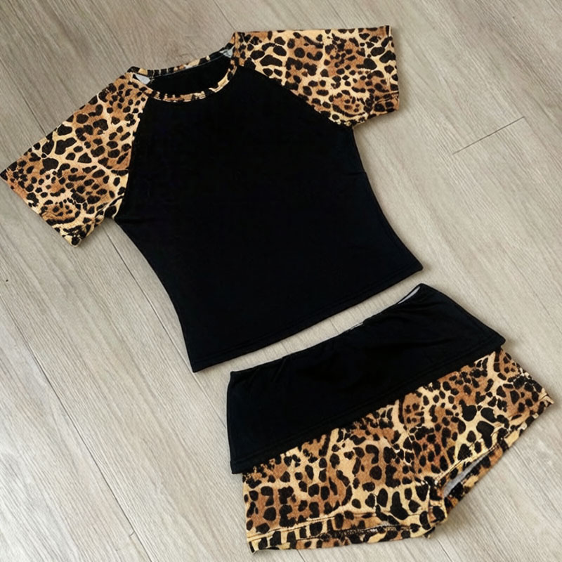 夏新アメリカンレトロヒョウ柄パッチワーク半袖ショーツセット  - Summer Clothing Model のレビューと価格