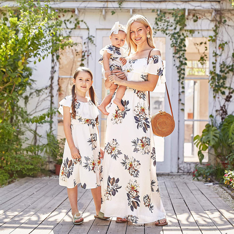 1つの肩にプリントされた家族の服,母と子の服,2022 - Summer Dresses Yours Clothing のレビューと価格